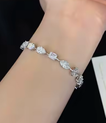 Heart, Emerald, Princess, Oval 14kt Gold Lab Diamond Bracelet VS1-2, DEF 11cttw