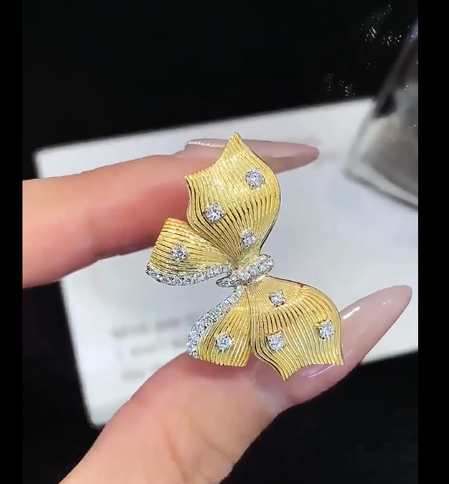 14kt Gold Butterfly Ring